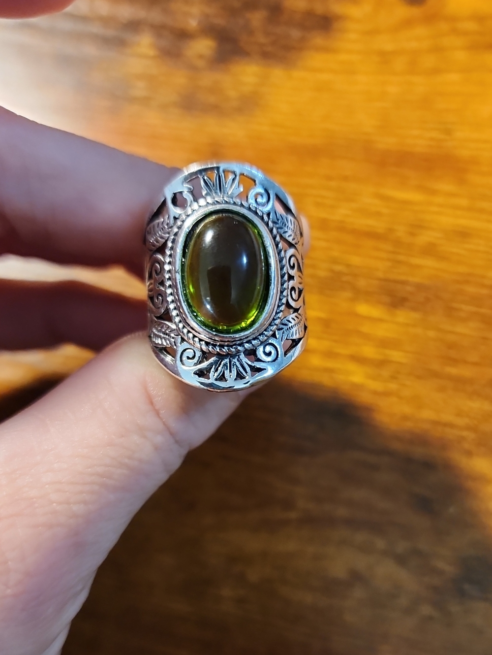 FIRM PRICE Vintage Hollow Out Oval Multicolor Gemstone Decor Ring.